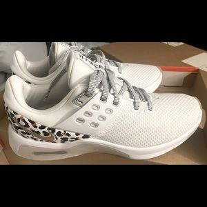 Nike Women's Air Max Bella